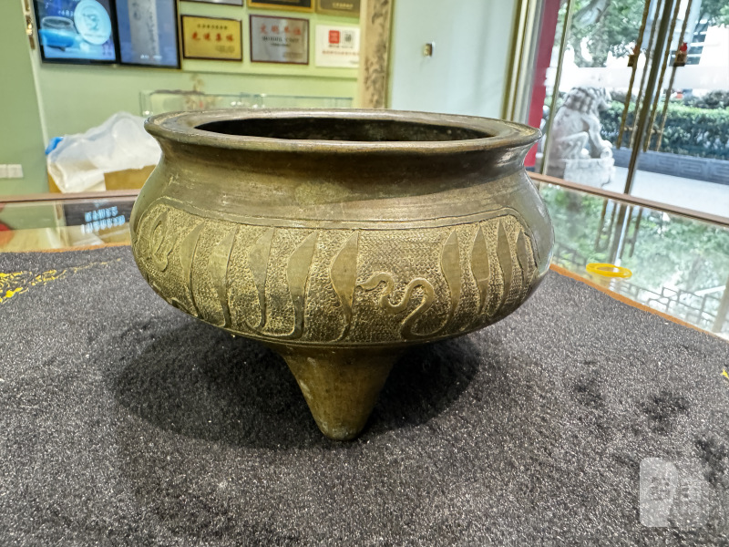 清 铜阿拉伯文三足鬲式炉 - 图5